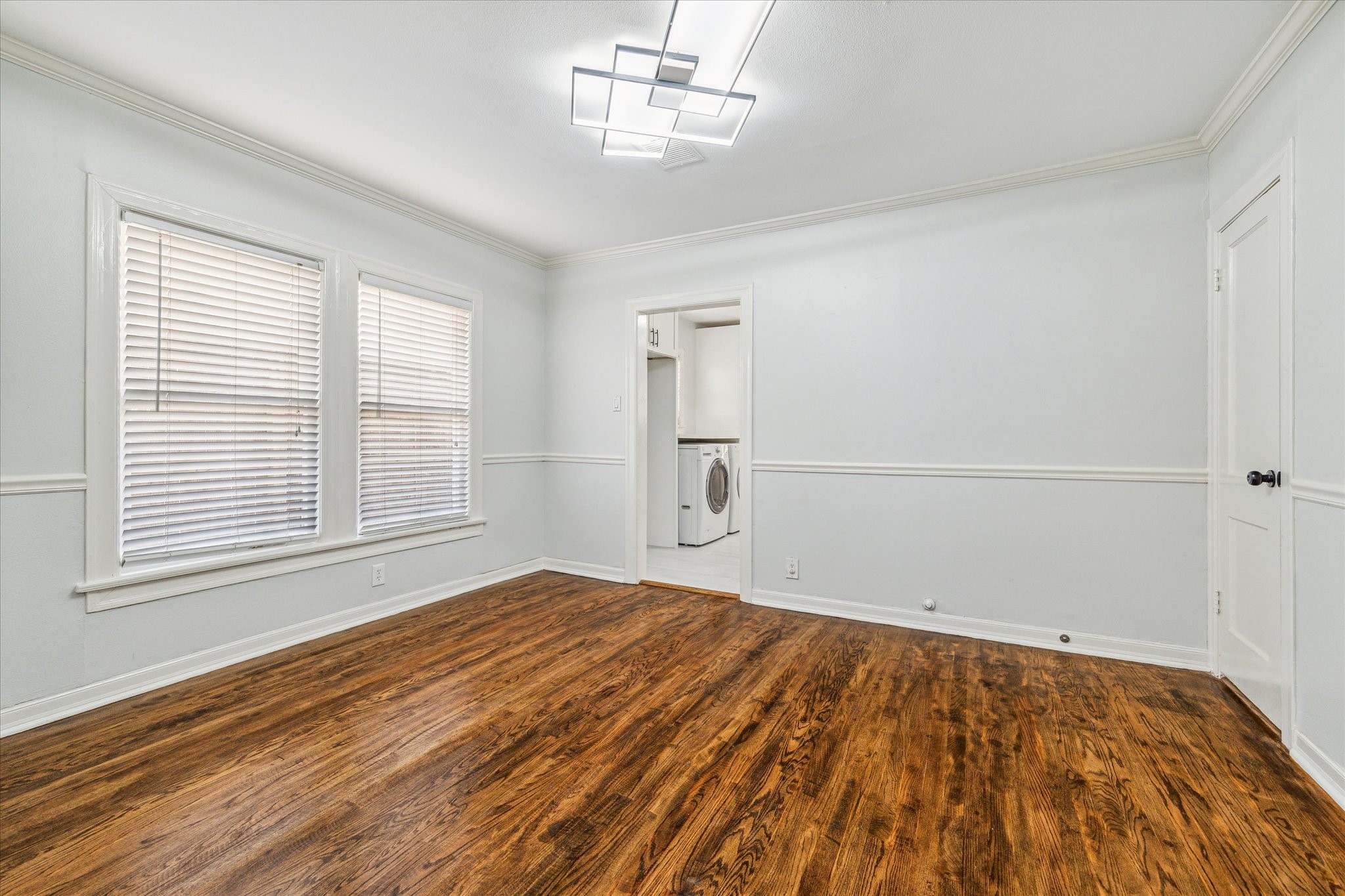 1745 Lexington Street Houston, TX 77098 - Photo 11 of 15