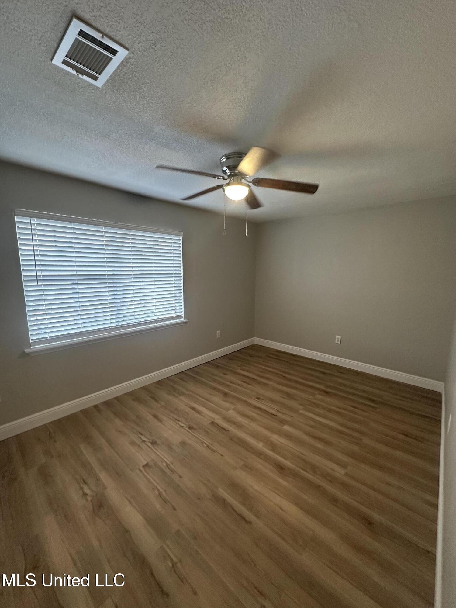 20201 Daugherty Road, Unit D Long Beach, MS 39560 - Photo 15 of 20 IMG_7645