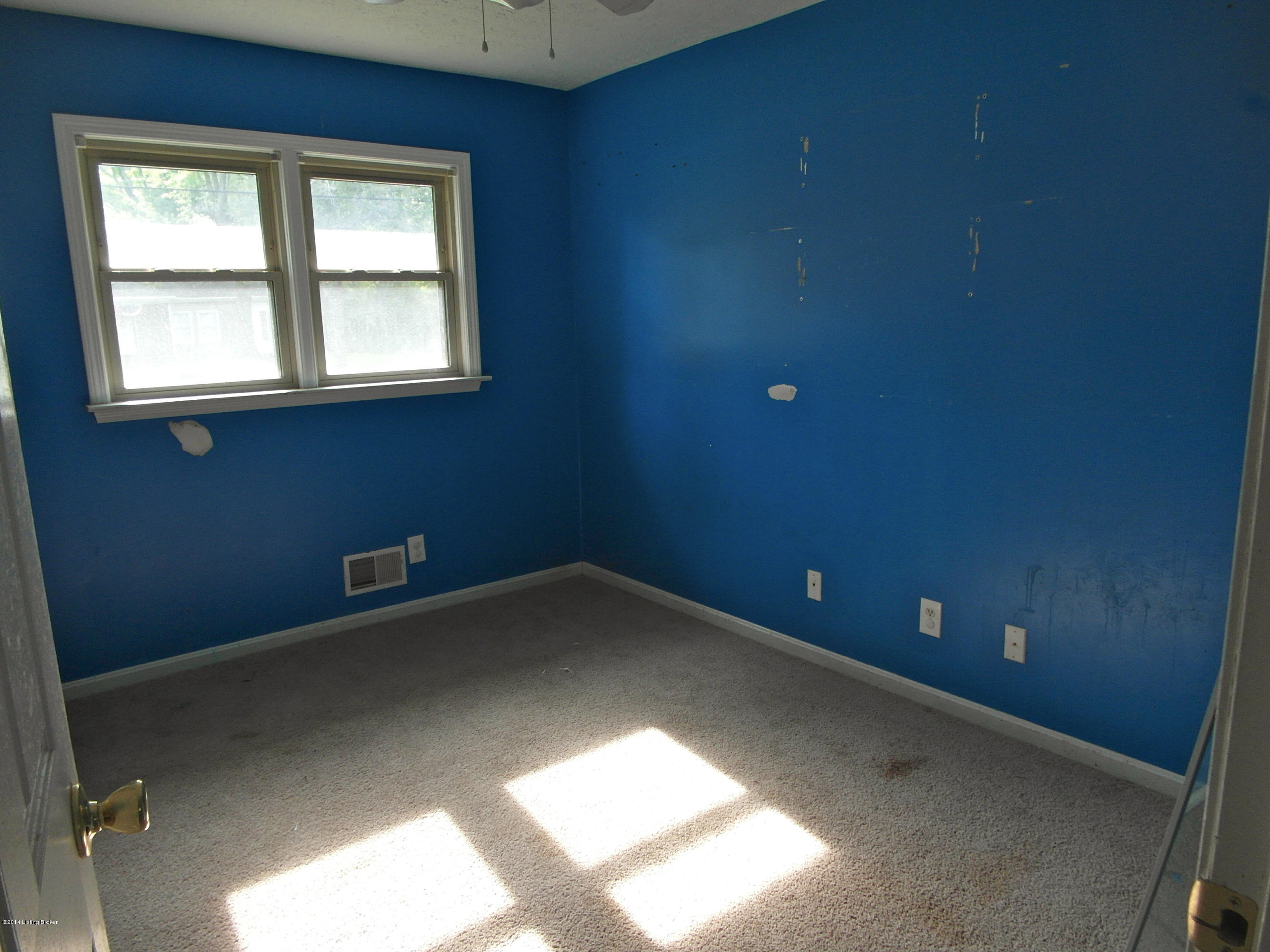 11200 Blue Lick Road Louisville, KY 40229 - Photo 17 of 20 16