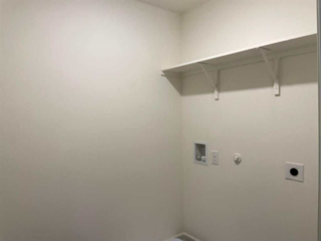 1911 Chapel Hill Road Princeton, TX 75407 - Photo 10 of 14