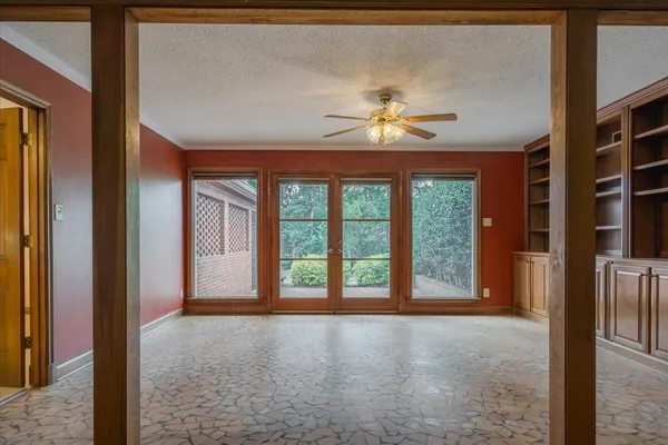 $1,900 | 356 Perkins Extension, Unit 356, Memphis, TN 38117