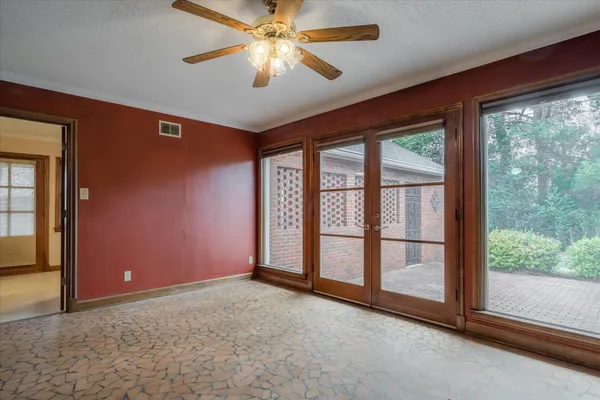 $1,900 | 356 Perkins Extension, Unit 356, Memphis, TN 38117