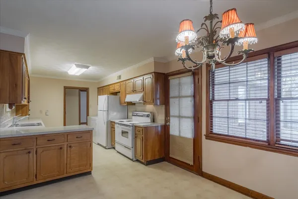 $1,900 | 356 Perkins Extension, Unit 356, Memphis, TN 38117