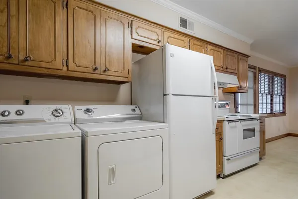 $1,900 | 356 Perkins Extension, Unit 356, Memphis, TN 38117