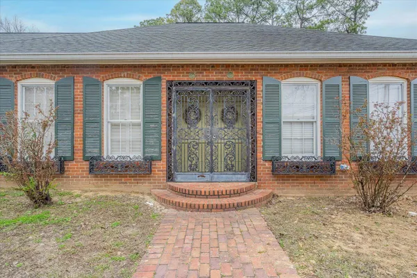 $1,900 | 356 Perkins Extension, Unit 356, Memphis, TN 38117