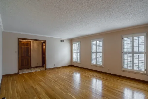 $1,900 | 356 Perkins Extension, Unit 356, Memphis, TN 38117