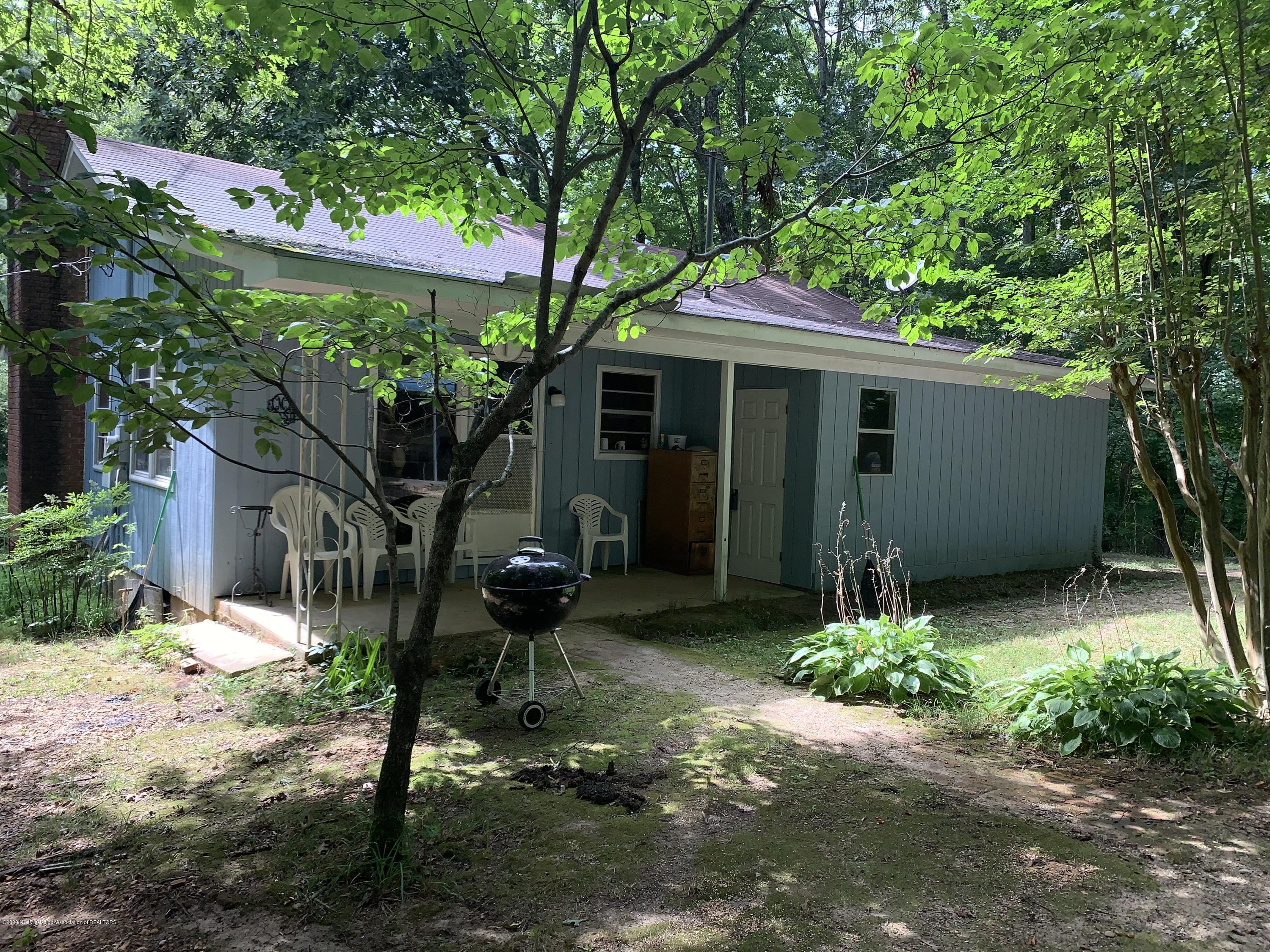805 Stonewall Road Byhalia, MS 38611 - Photo 9 of 28 IMG_4126
