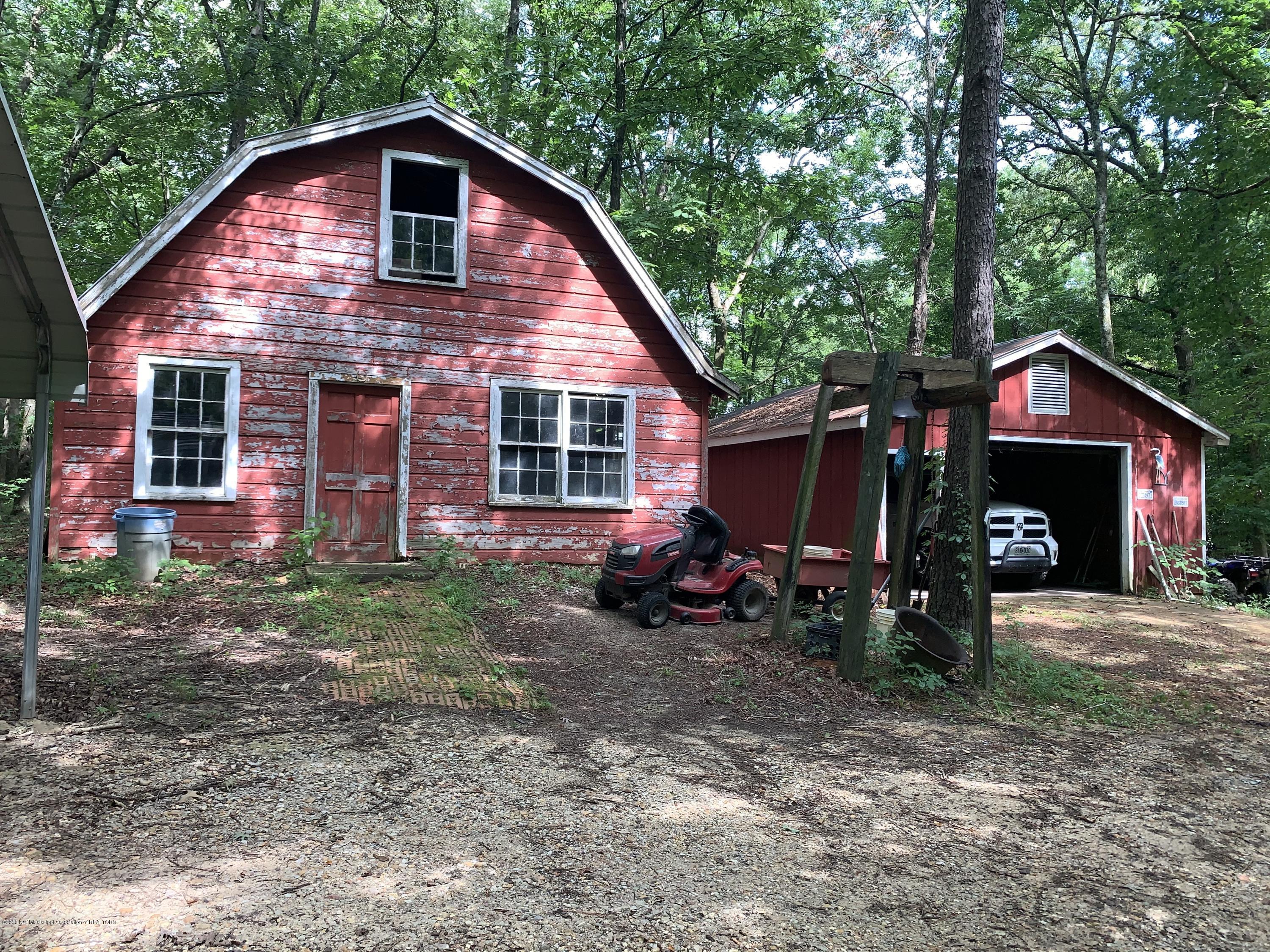 805 Stonewall Road Byhalia, MS 38611 - Photo 10 of 28 IMG_4129
