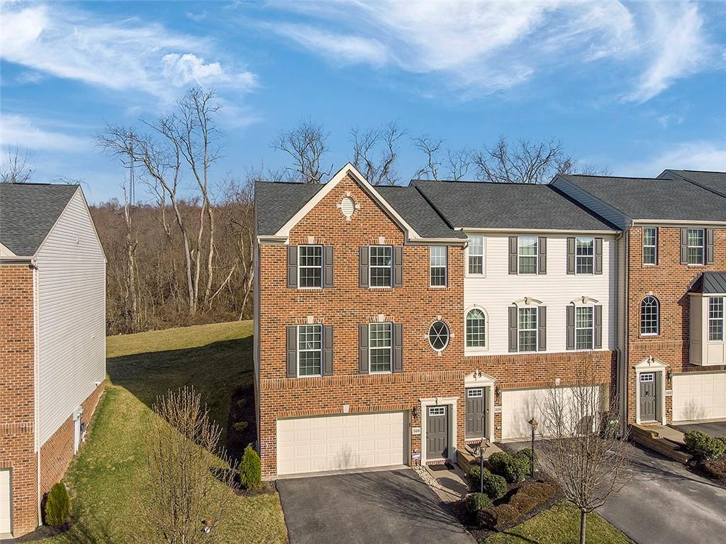 326 Maple Ridge Drive Canonsburg, PA 15317 - Photo 1 of 25 Gallery Image 1