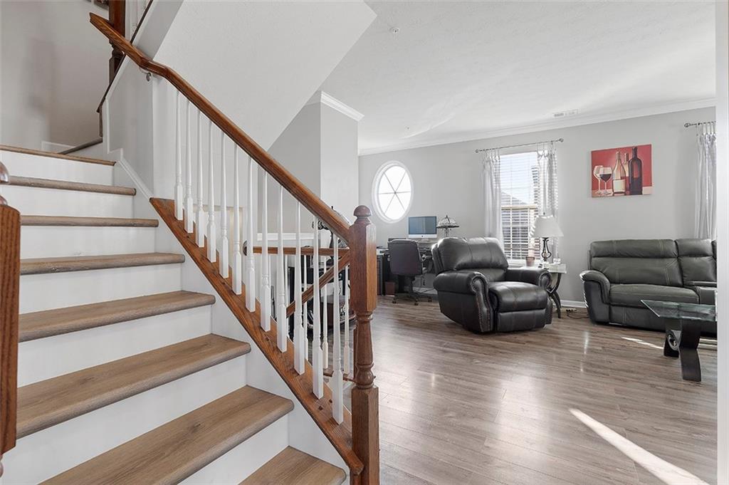 326 Maple Ridge Drive Canonsburg, PA 15317 - Photo 7 of 25 Gallery Image 7