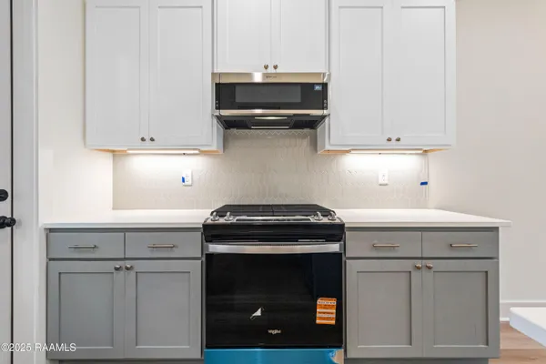 $1,825 | 216 Steiner Oaks, Lafayette, LA 70508