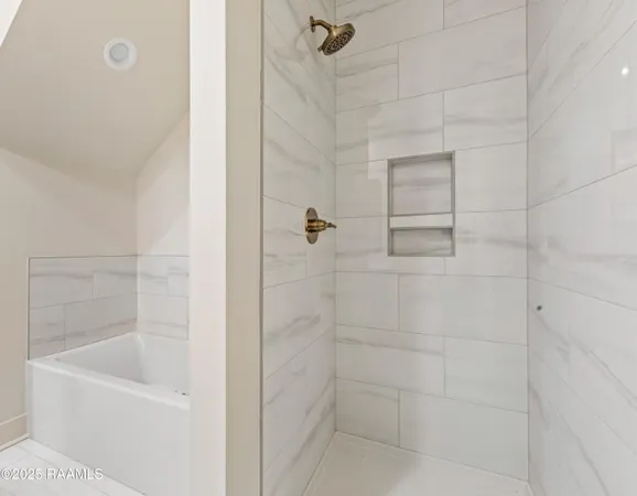 $1,825 | 216 Steiner Oaks, Lafayette, LA 70508