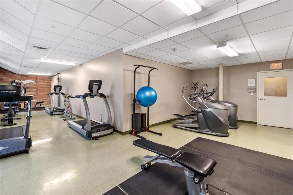 35 Riverwalk Way, Unit R106 Lowell, MA 01854 - Photo 26 of 41