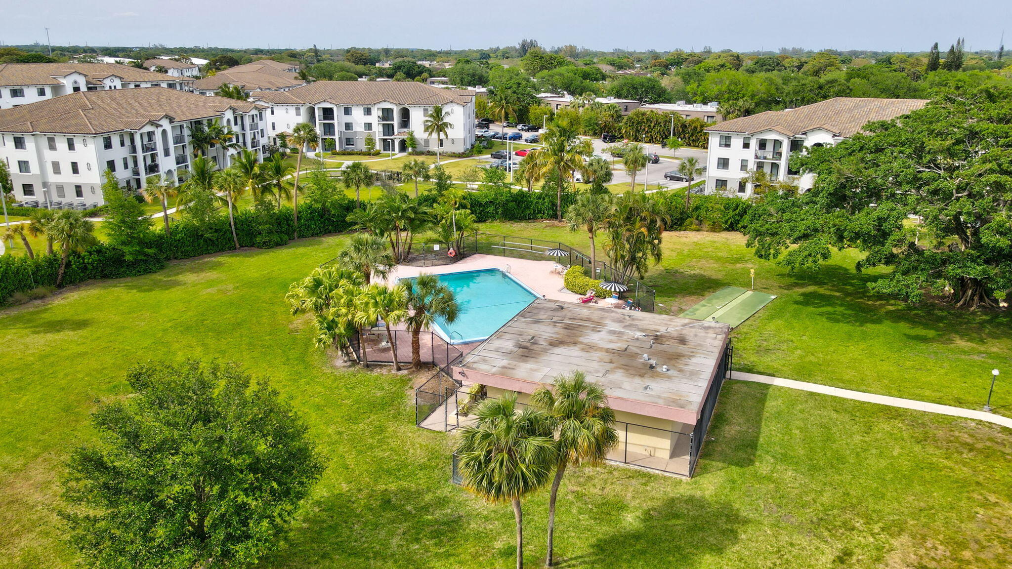 9355 Southwest 8th Street, Unit 320 Boca Raton, FL 33428 - Photo 7 of 31 7-web-or-mls-DJI_0356_57_58_59_60