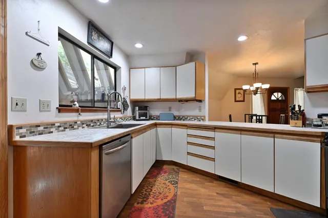 $539,000 | 20175 Pine Drive East, Pioneer, CA 95666