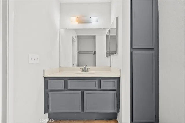 $295,000 | 2554 Olive Drive, Unit 116, Palmdale, CA 93550