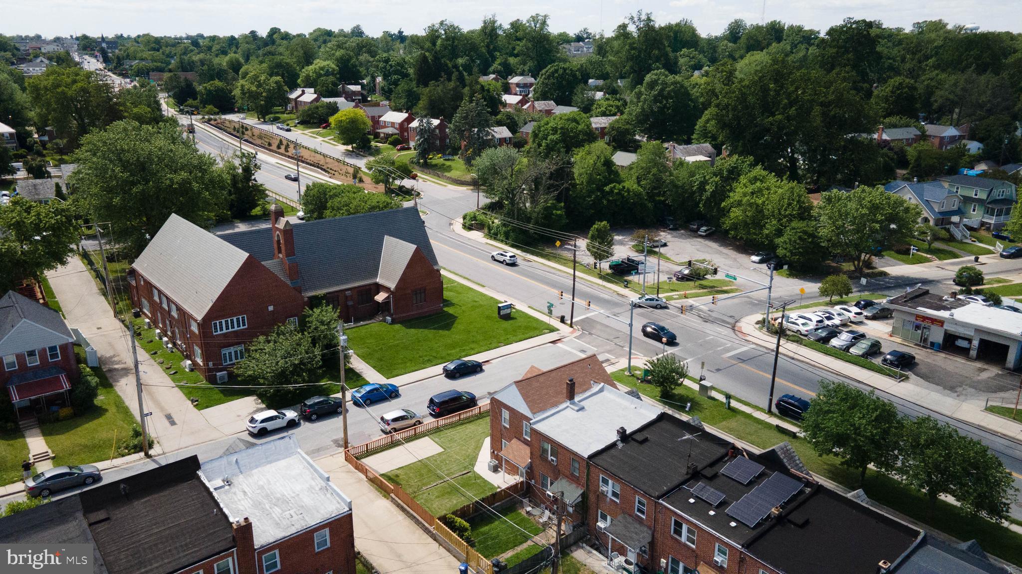 6515 Frederick Road Catonsville, MD 21228 - Photo 25 of 30 an aerial view of multiple houses with yard