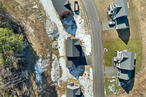 $704,900 | 10 Shelburne Lane, Concord, NH 03301