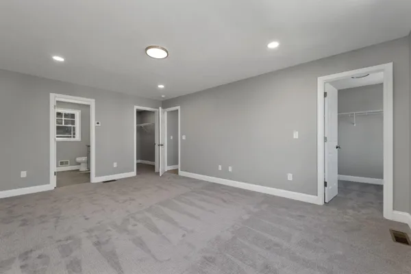 $704,900 | 10 Shelburne Lane, Concord, NH 03301