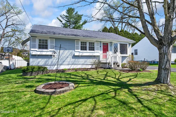 $235,000 | 46 Biscayne Boulevard, Troy, NY 12182