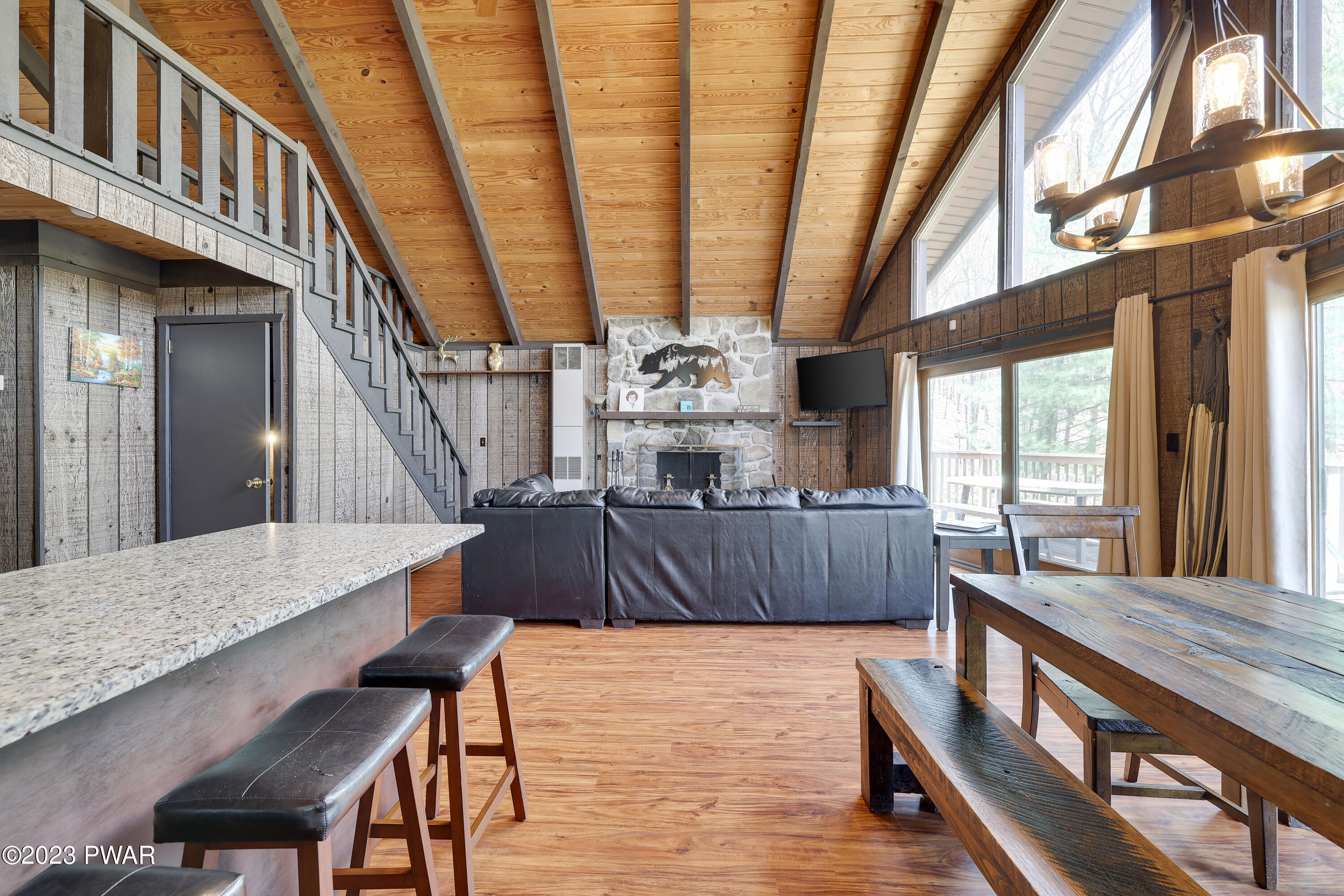 135 Bear Trap Mountain Road Greentown, PA 18426 - Photo 3 of 45 RBPH9445