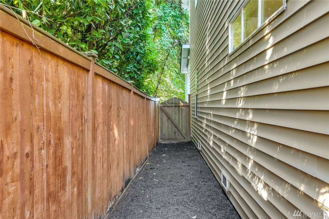 2314 195th Place Southeast Bothell, WA 98012 - Photo 31 of 34