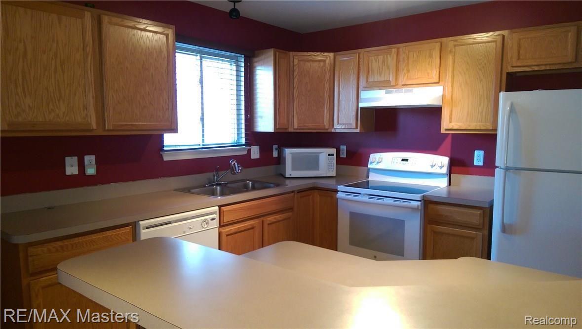 4058 Stone Post Road Newport, MI 48166 - Photo 13 of 22 IMAG3557.jpg