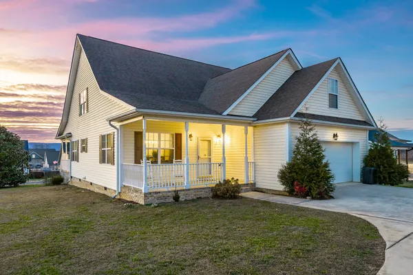 $350,000 | 190 Sycamore Drive, Chickamauga, GA 30707
