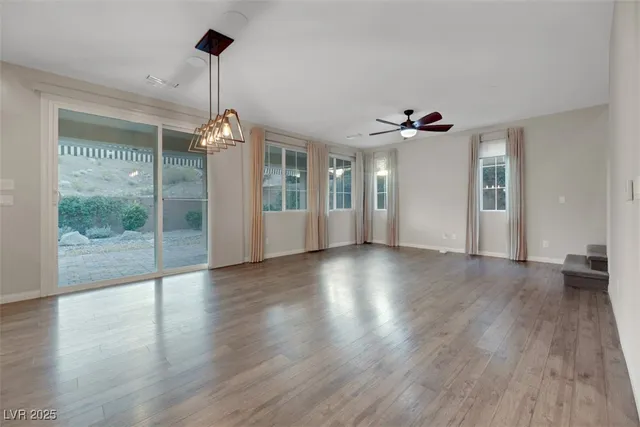 $2,525 | 173 Brighton Hills Court, Henderson, NV 89002