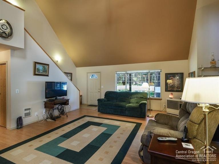 18964 Choctaw Road Bend, OR 97702 - Photo 8 of 17 Additional Photo