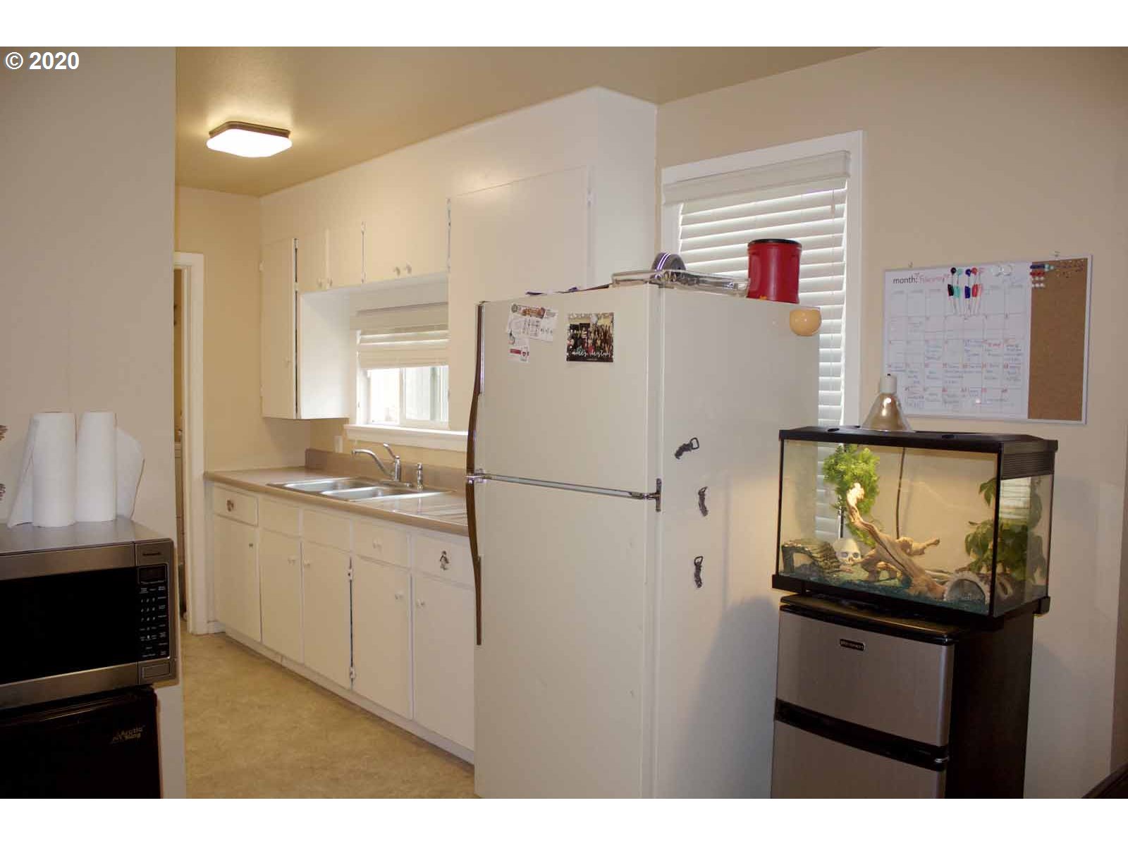 7085 Main Street Springfield, OR 97478 - Photo 17 of 25