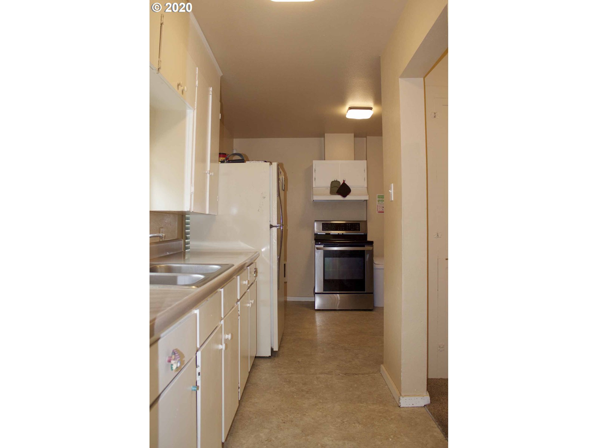 7085 Main Street Springfield, OR 97478 - Photo 20 of 25