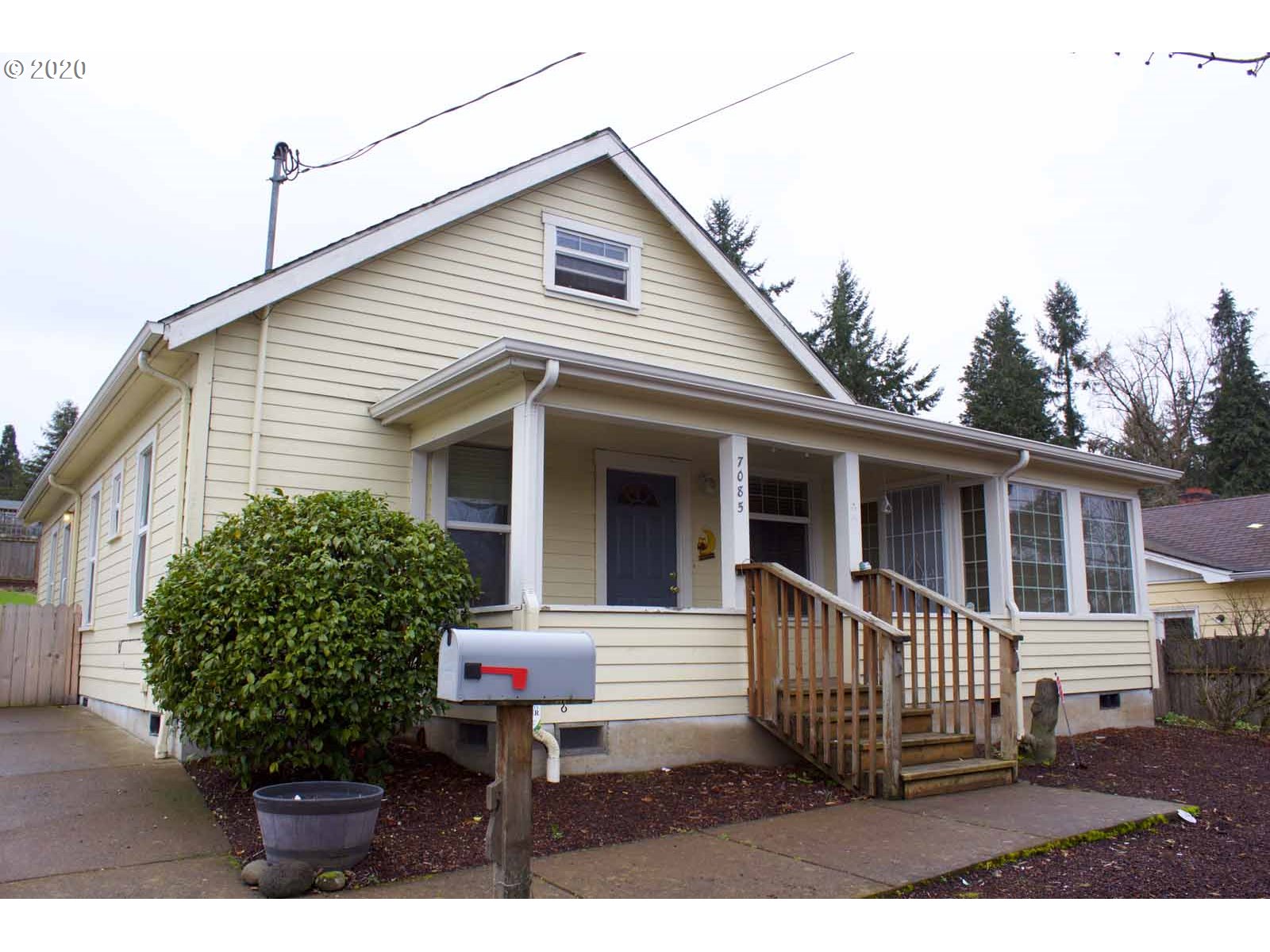 7085 Main Street Springfield, OR 97478 - Photo 3 of 25