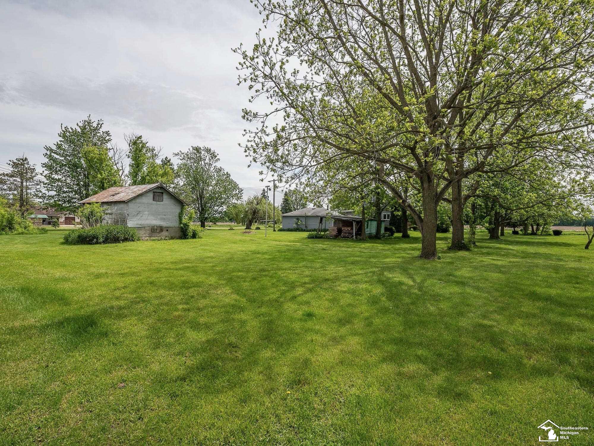 3754 Stewart Road Monroe, MI 48162 - Photo 19 of 36 50213412-f0741047-f450-48b2-8381-e711cd956e73.JPG