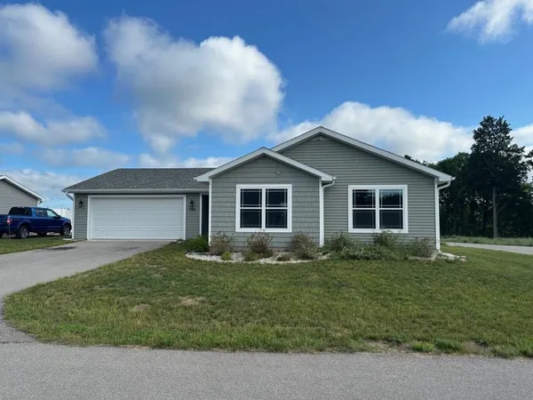 $399,900 | 3596 Tanager Drive, Unit LOT: 35, Traverse City, MI 49685