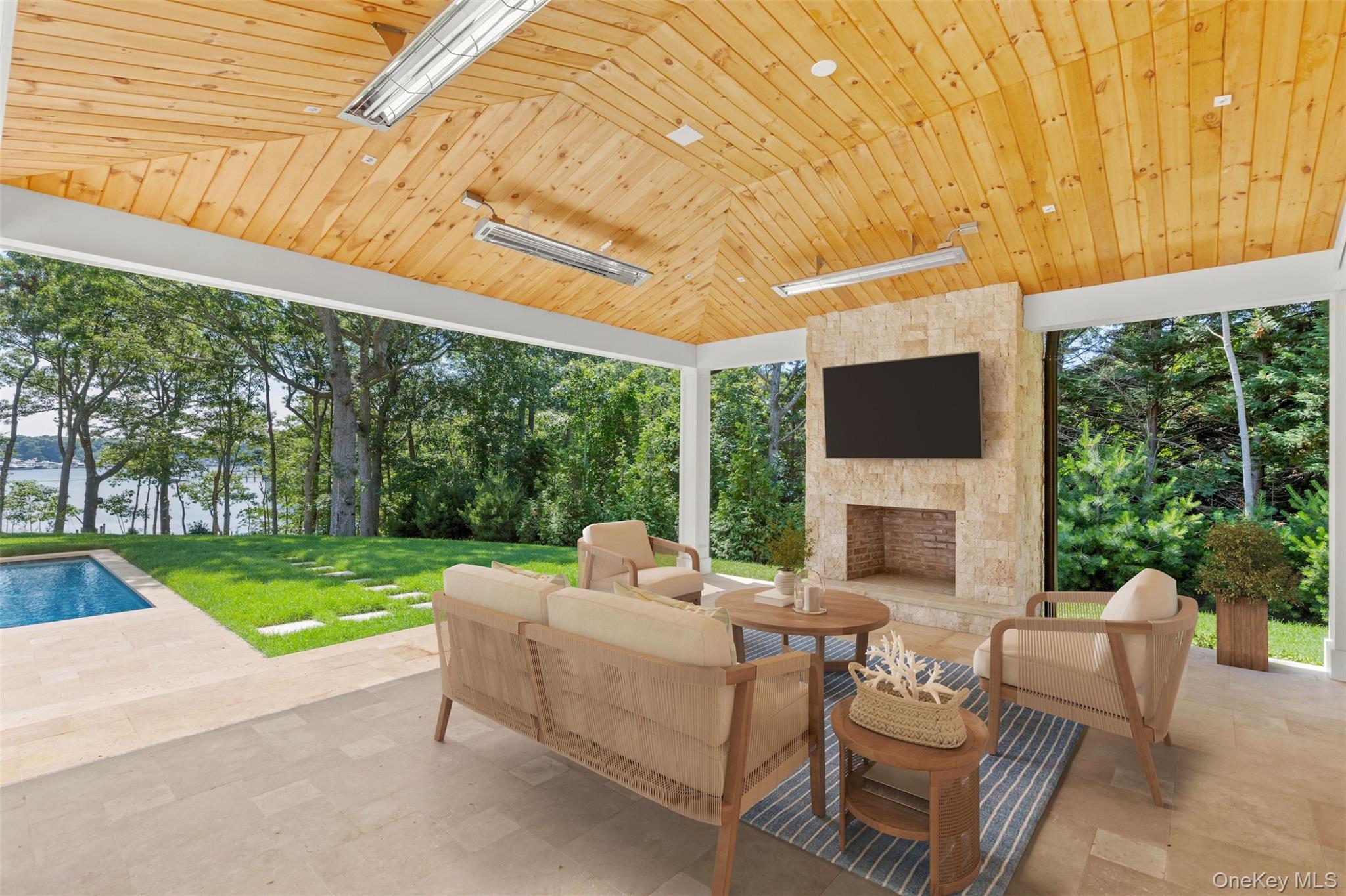 1775 Point Pleasant Road Mattituck, NY 11952 - Photo 14 of 49