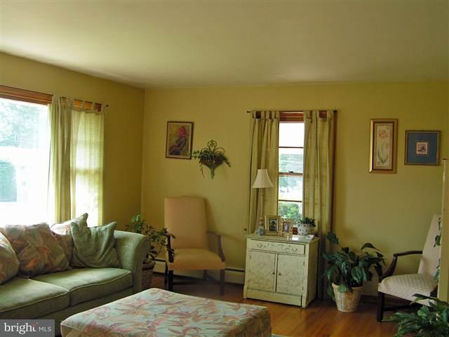 65 Suffolk Road Harrisburg, PA 17112 - Photo 3 of 12 Gallery Image 3