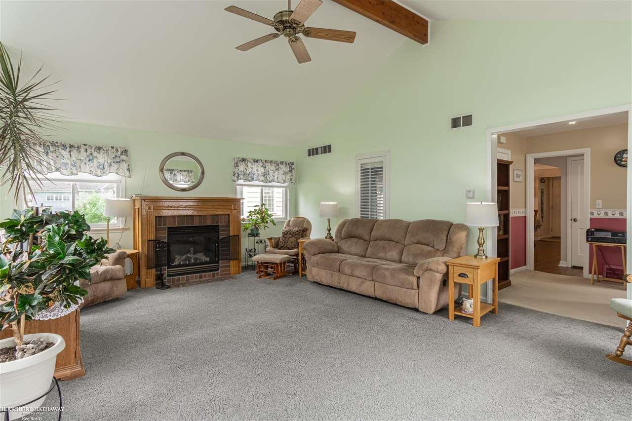 538 Roth Boulevard Clawson, MI 48017 - Photo 7 of 25 Great Room