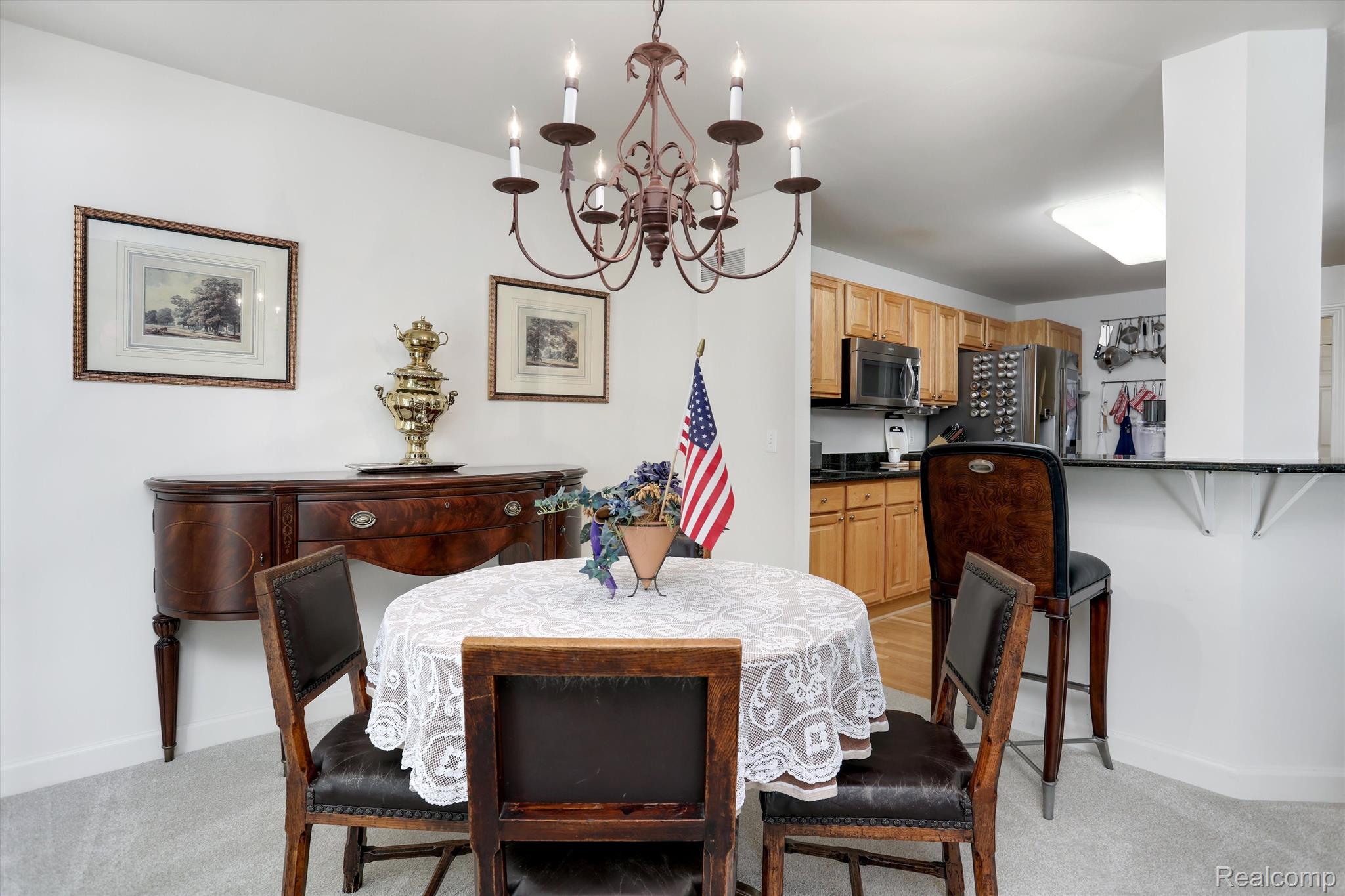4703 Oakhurst Ridge Road Clarkston, MI 48348 - Photo 21 of 41 Dining Room