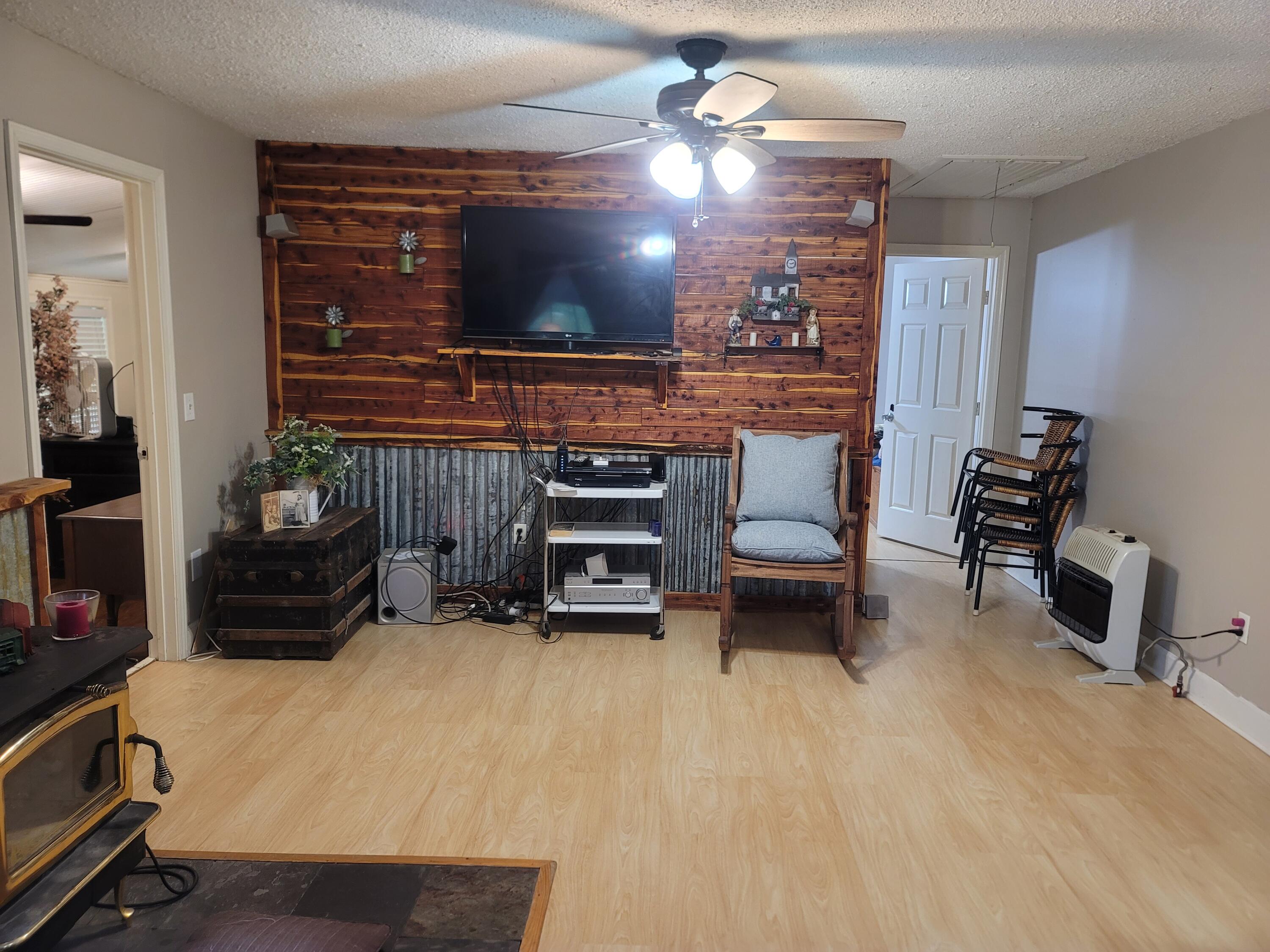 474 Billy Fork Road Stanton, KY 40380 - Photo 7 of 38 20230621_160054