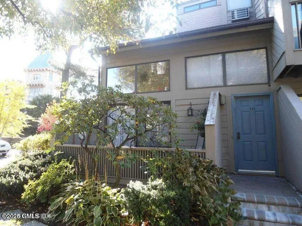 $3,000 | 1465 East Putnam Avenue, Unit 113, Old Greenwich, CT 06870