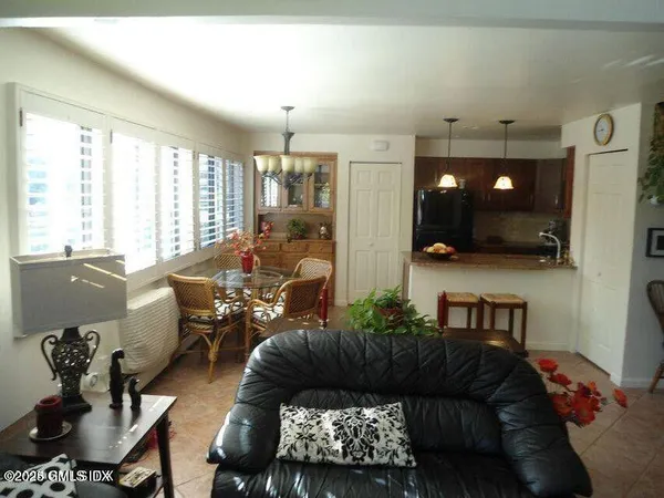 $3,000 | 1465 East Putnam Avenue, Unit 113, Old Greenwich, CT 06870