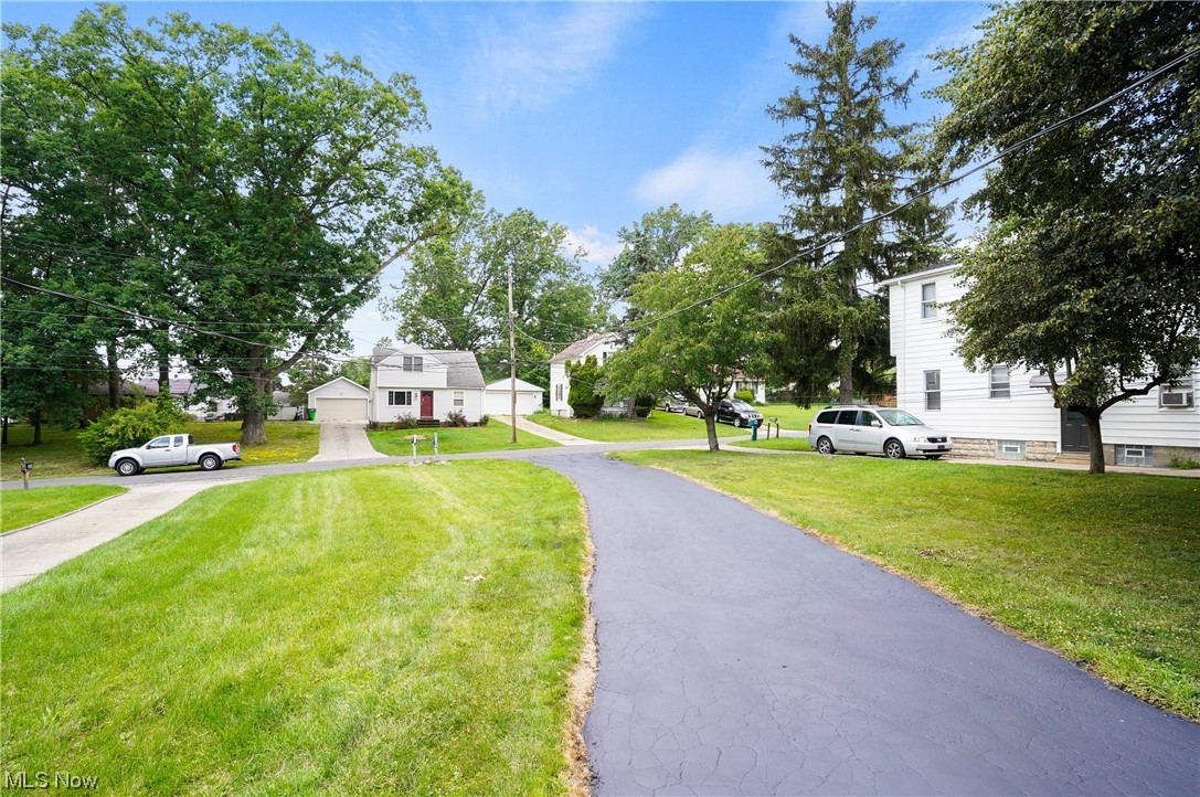 6321 Meadowbrook Road Garfield Heights, OH 44125 - Photo 2 of 22