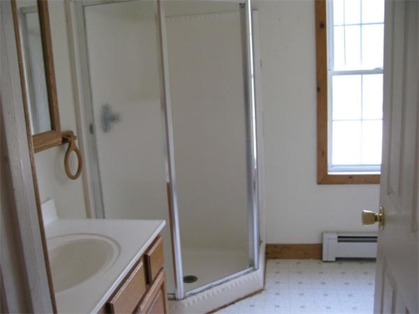 132 Fitchburg Road Townsend, MA 01469 - Photo 4 of 5 Gallery Image 4