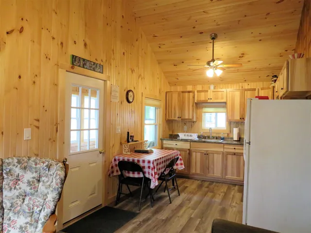 $1,999 | 135 West Shore Road, Unit COTTAGE #2, Bristol, NH 03222