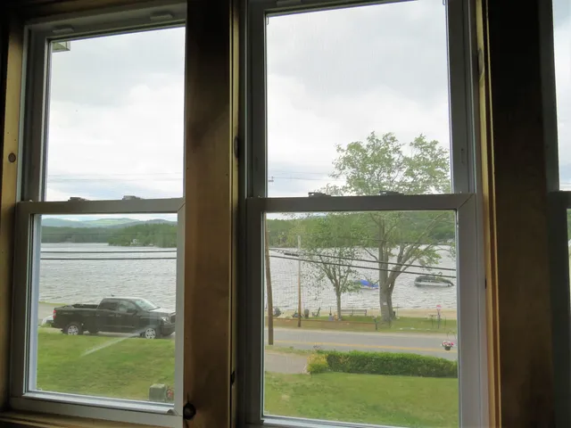 $1,999 | 135 West Shore Road, Unit COTTAGE #2, Bristol, NH 03222