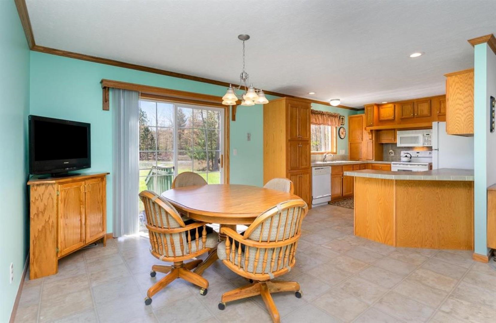 2774 Shaffer Road Beaverton, MI 48612 - Photo 9 of 60