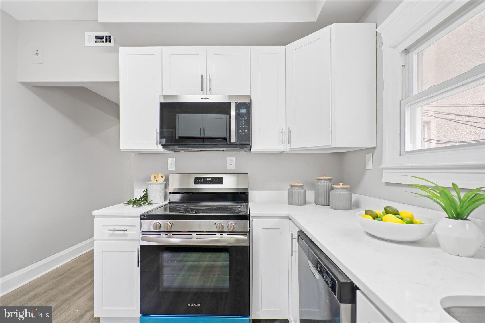 6206 Frederick Road Baltimore, MD 21228 - Photo 13 of 43