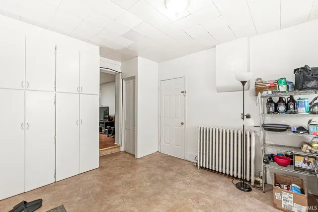 $194,900 | 122 Crescent Street, Goshen, IN 46528