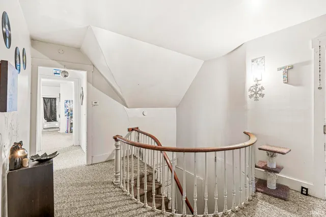 $194,900 | 122 Crescent Street, Goshen, IN 46528